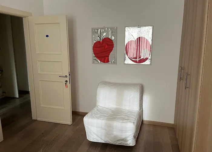 B&B Papavero Porta San Agostino Just In Center And In Front Of Bus Stop And Colse To Funicolare 베르가모